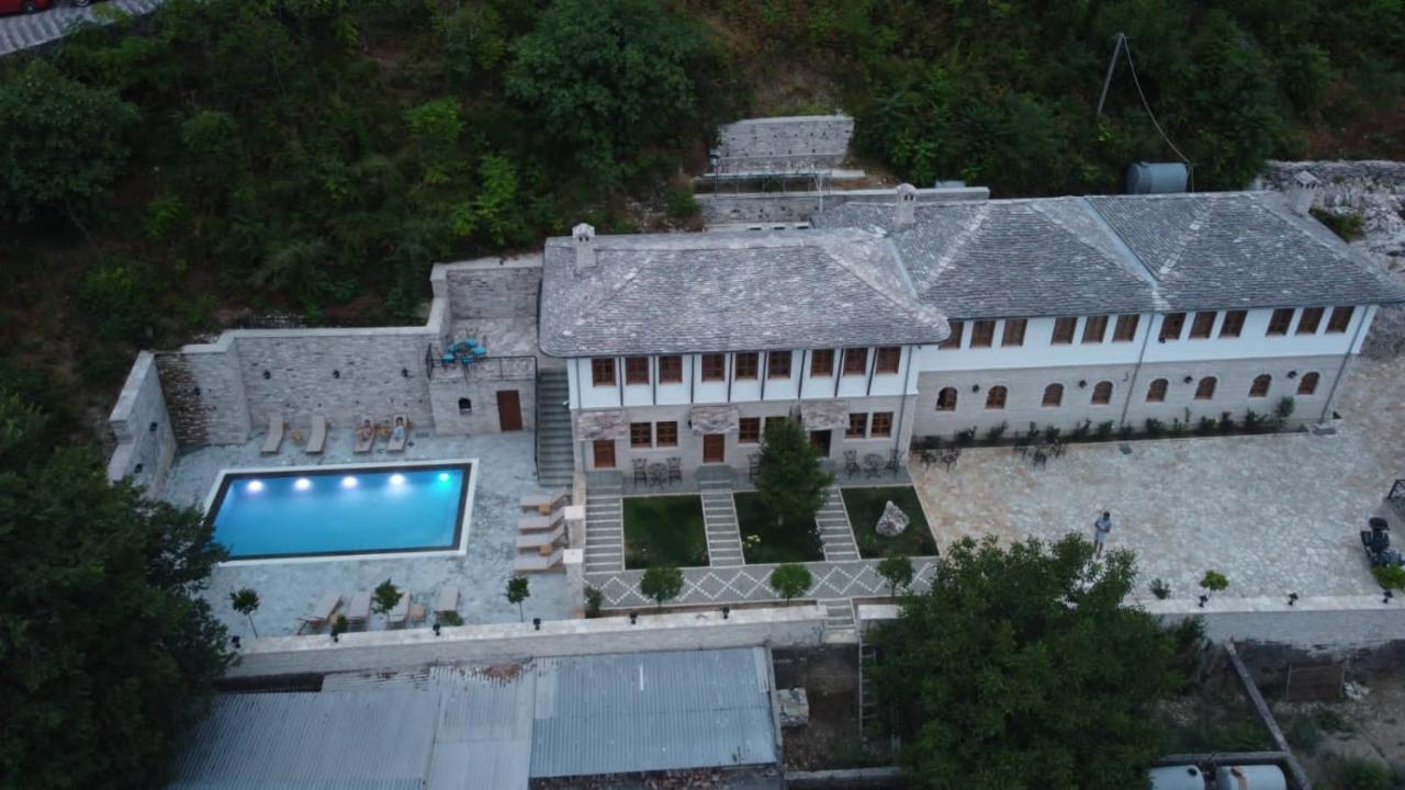 Rose Garden Hotel Gjirokaster Exterior photo