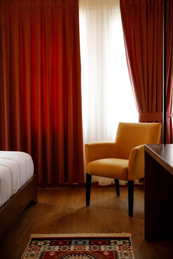 Rose Garden Hotel Gjirokaster Exterior photo