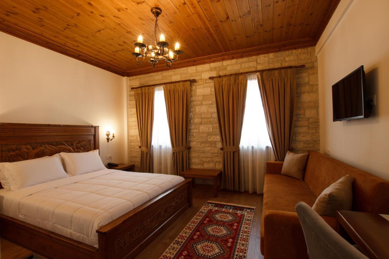 Rose Garden Hotel Gjirokaster Exterior photo