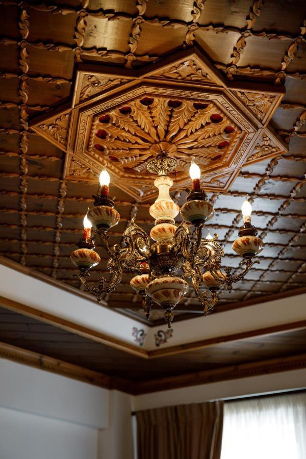 Rose Garden Hotel Gjirokaster Exterior photo